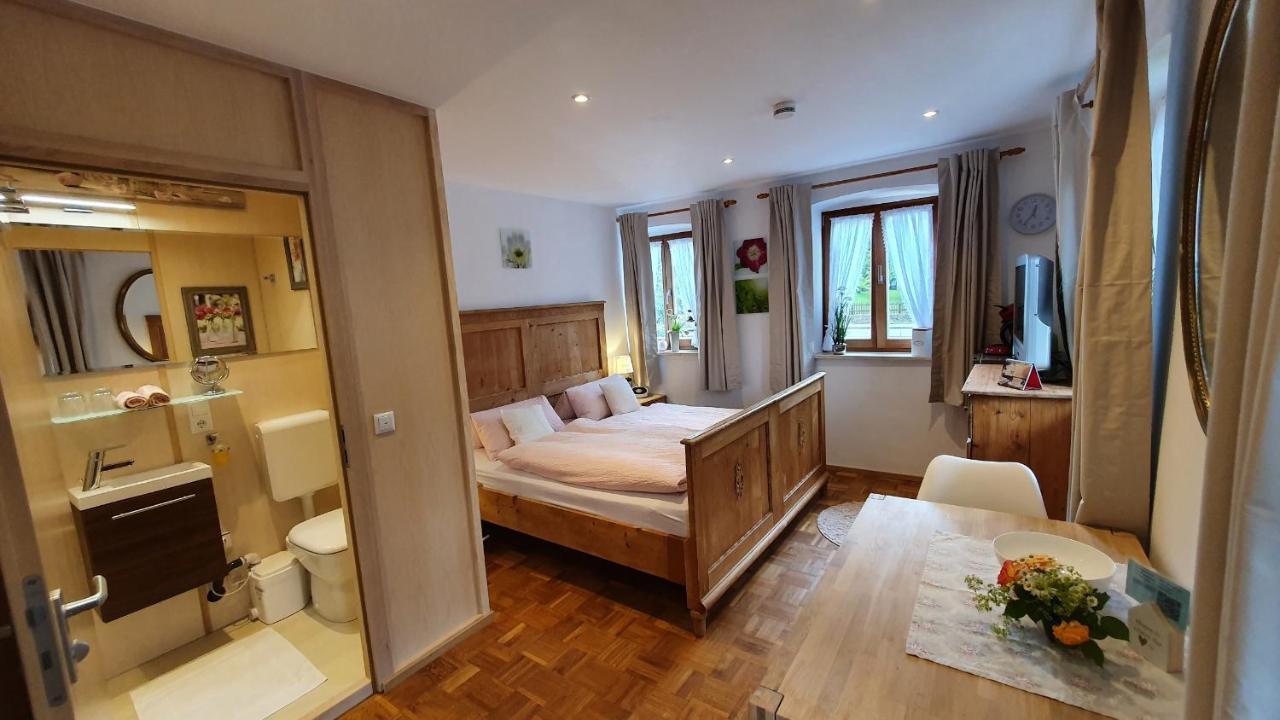 Gaestezimmer Vogtareuth Rinser Exteriér fotografie
